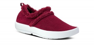 Oofos OOcoozie Low Shoe Dark Red | 29841-RLBA