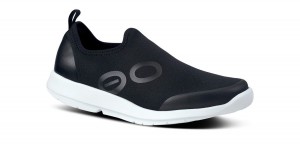 Oofos OOmg Sport Low Shoe White / Black | 05974-JZOF