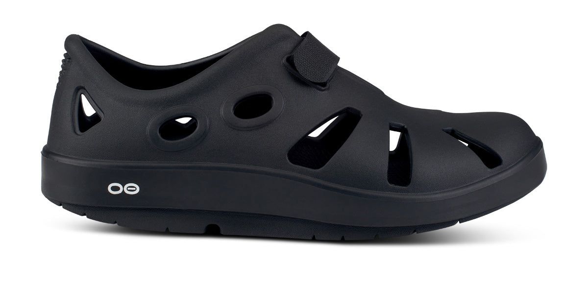 Oofos OOcandoo Sandal Black | 56371-LKTY