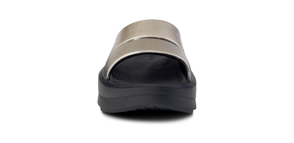 Oofos OOmega OOahh Luxe Sandal Latte | 65130-DOSQ