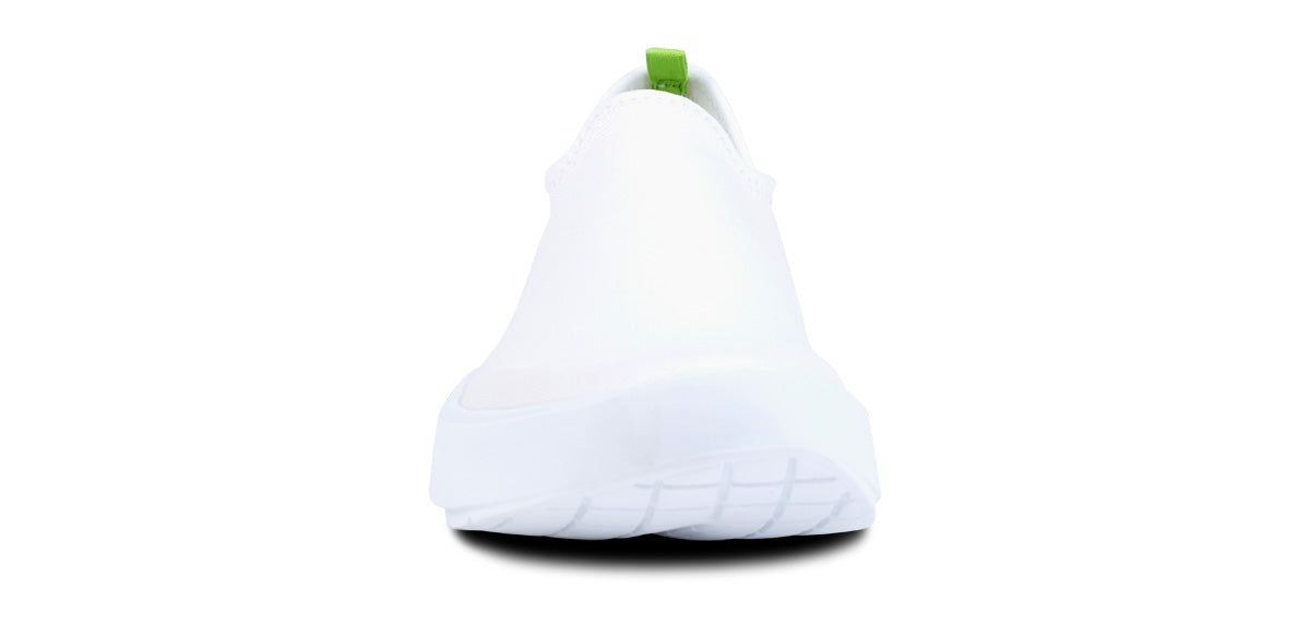 Oofos OOmg eeZee Low Shoe White | 54179-OMZD