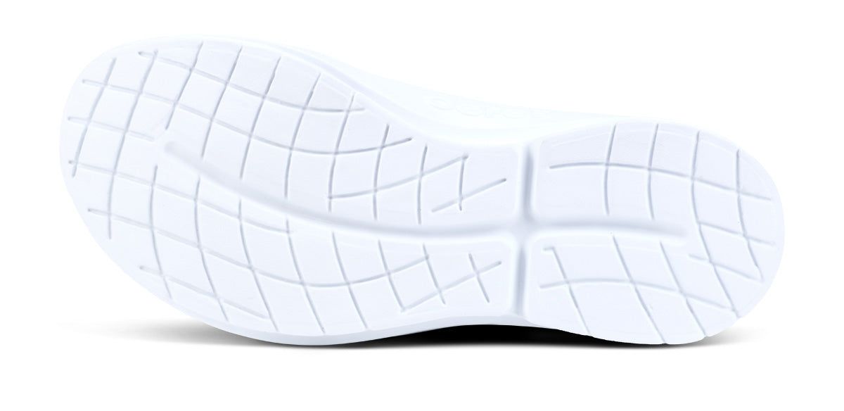 Oofos OOmg eeZee Low Shoe White / Black | 36914-WFUE